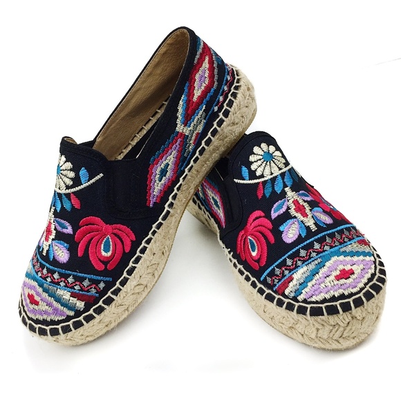 Johnny Was Shoes - Johnny Was Embroidered Platform Espadrilles NWOB